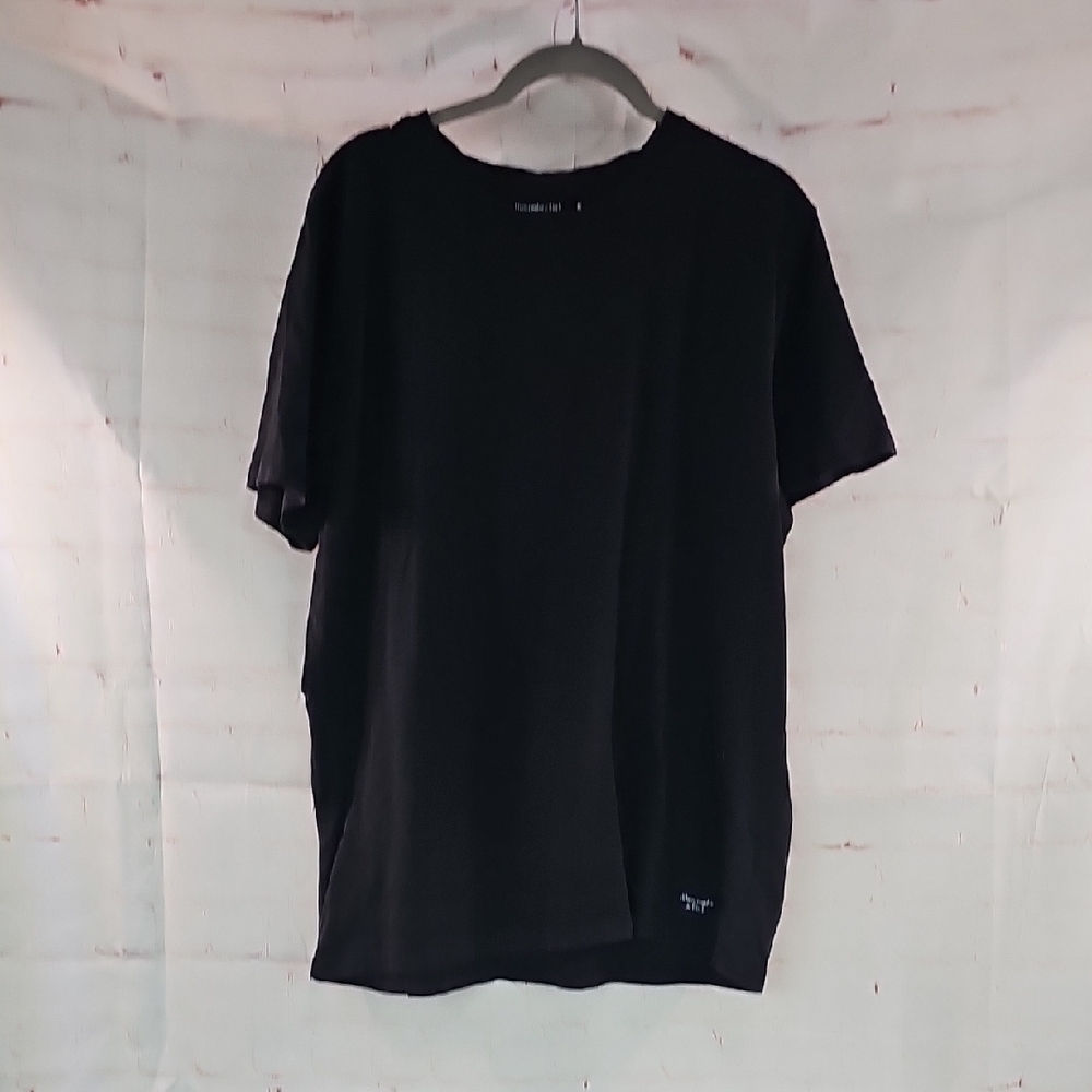 4/$20 Abercrombie & Fitch Black Crew Neck Short Sleeve Tee